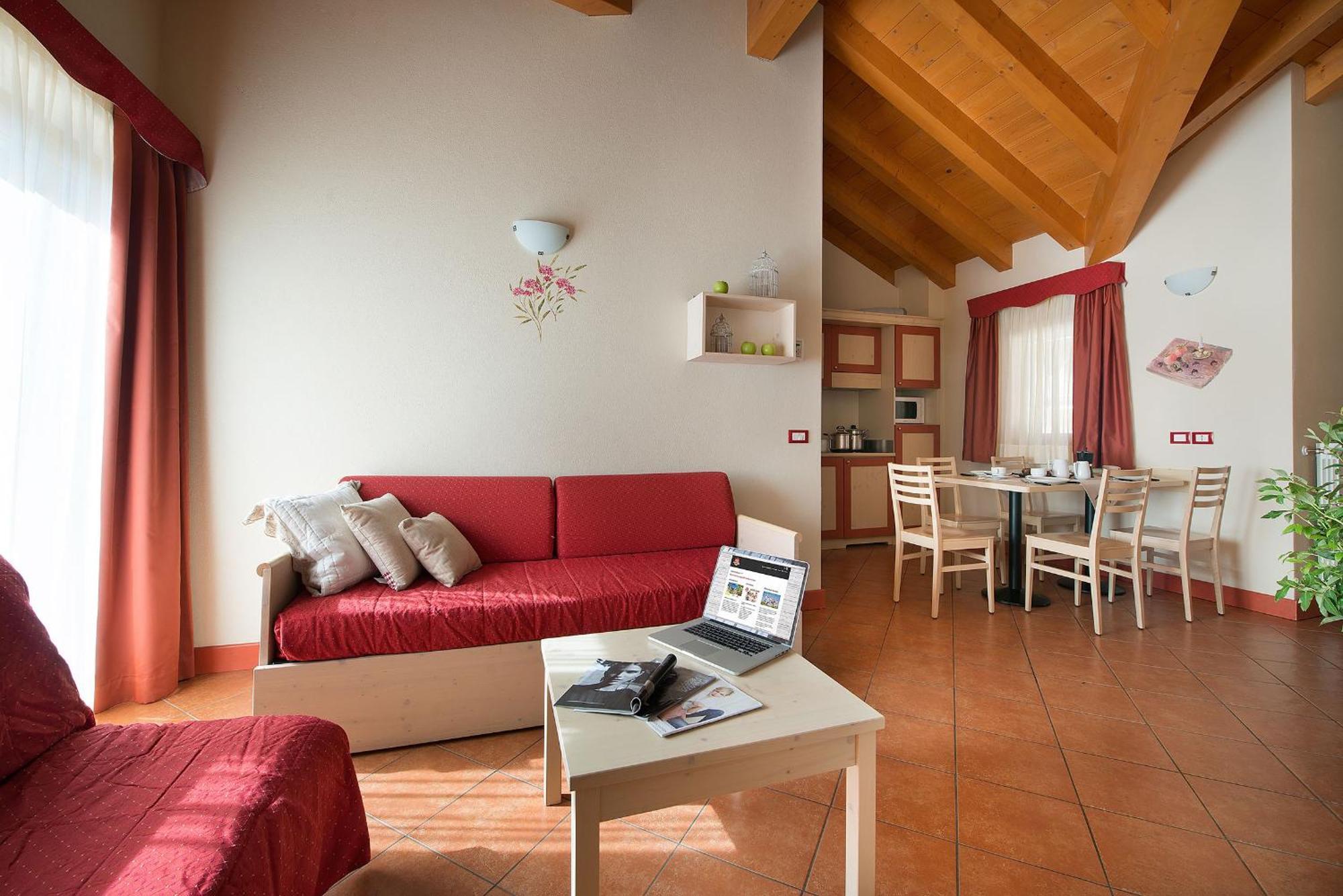 Residence Adamello Resort Ponte Di Legno Room photo